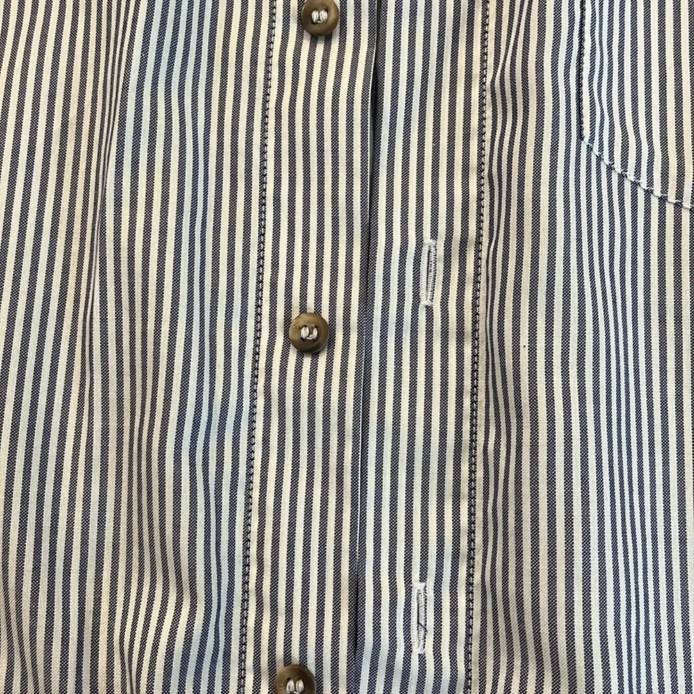 Men’s button down - Picture 3 of 3